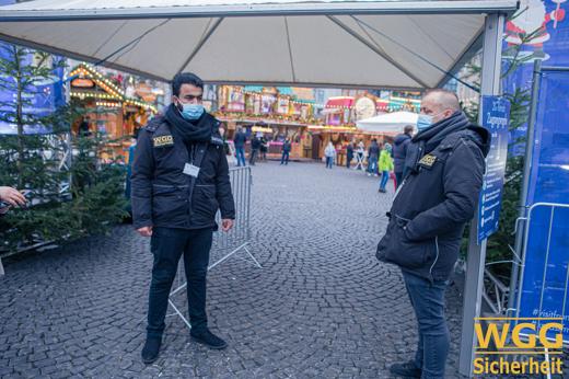 Sicherheitskräfte der WGG Sicherheit – Weihnachtsmarkt am Roßmarkt, Frankfurt