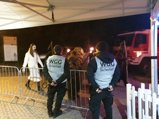 Sicherheitskräfte der WGG Sicherheit – Halloween auf Burg Frankenstein 2019