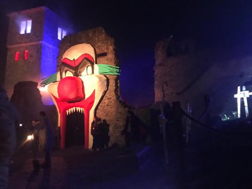 Sicherheitskräfte der WGG Sicherheit – Halloween auf Burg Frankenstein 2019