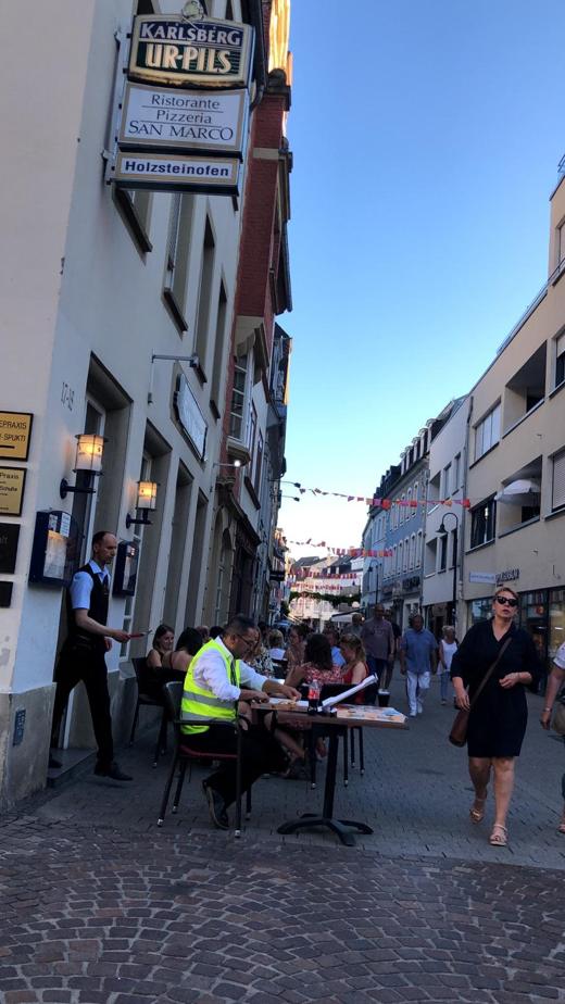 Sicherheitskräfte der WGG Sicherheit – Straßenfest